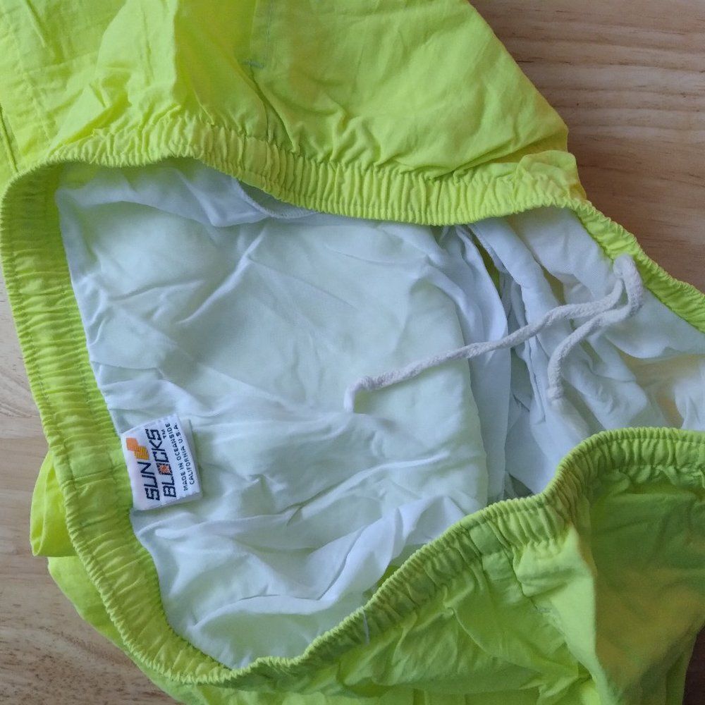 Vintage Sun Blocks Neon Yellow Wind Shorts Beach Swimming - Picture 6 of 9